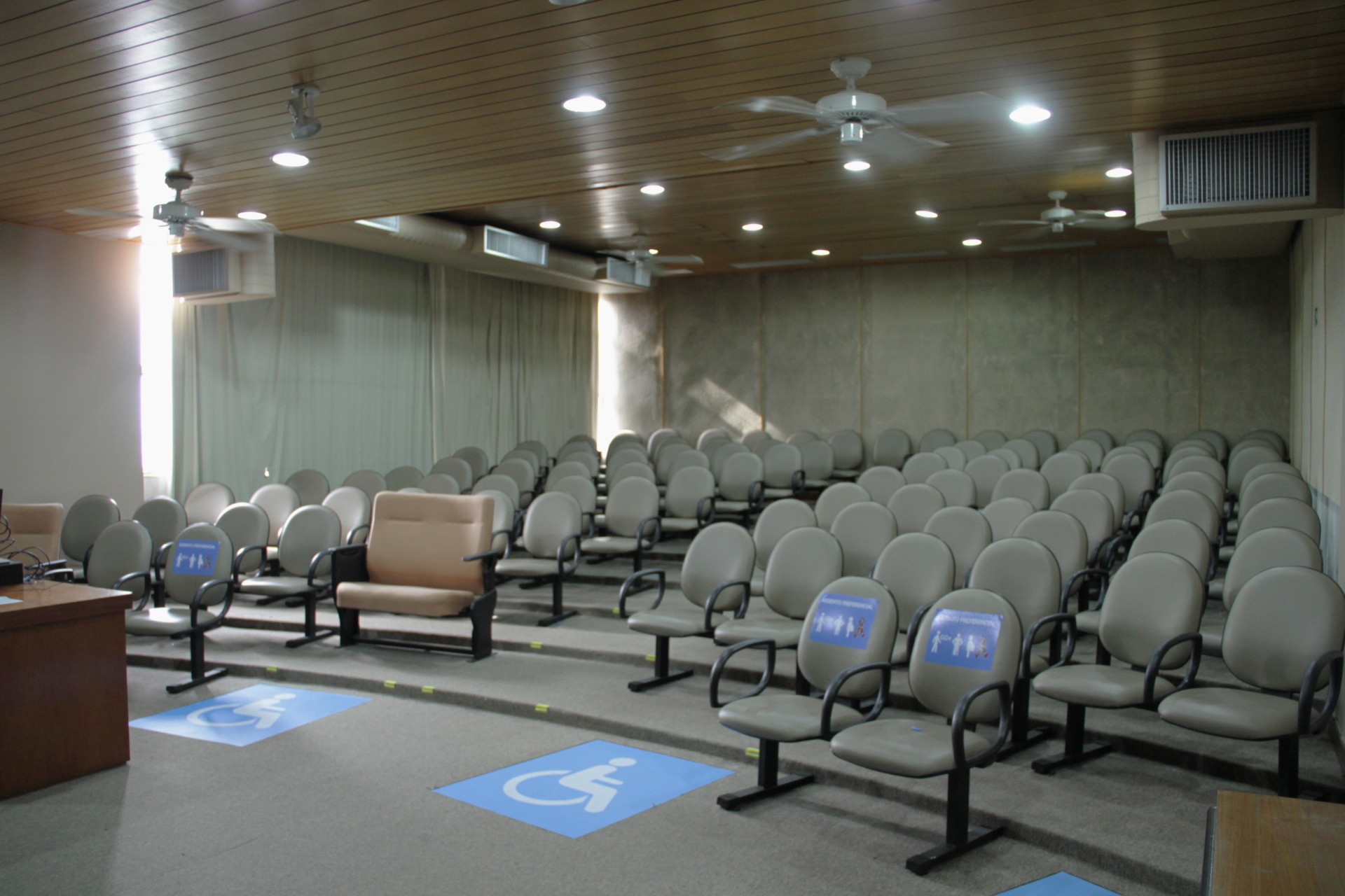 Sala B310 (auditório) – FCH